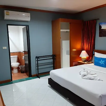 Sea Front Home Hotel - Patong Beach Exterior photo
