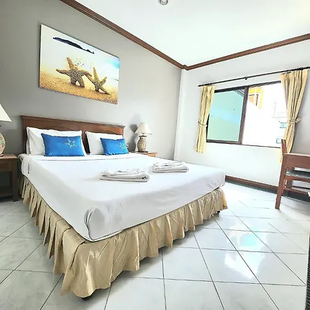 Sea Front Home Hotel - Patong Beach Exterior photo